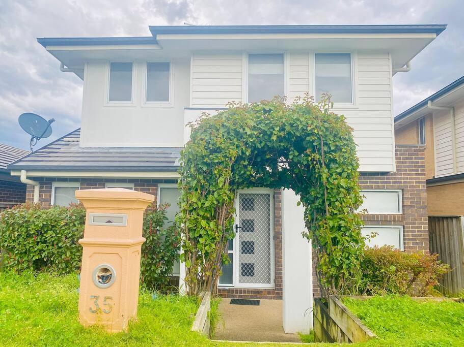 Kellyville 5Br Near Park And Shopping Mall Exterior foto